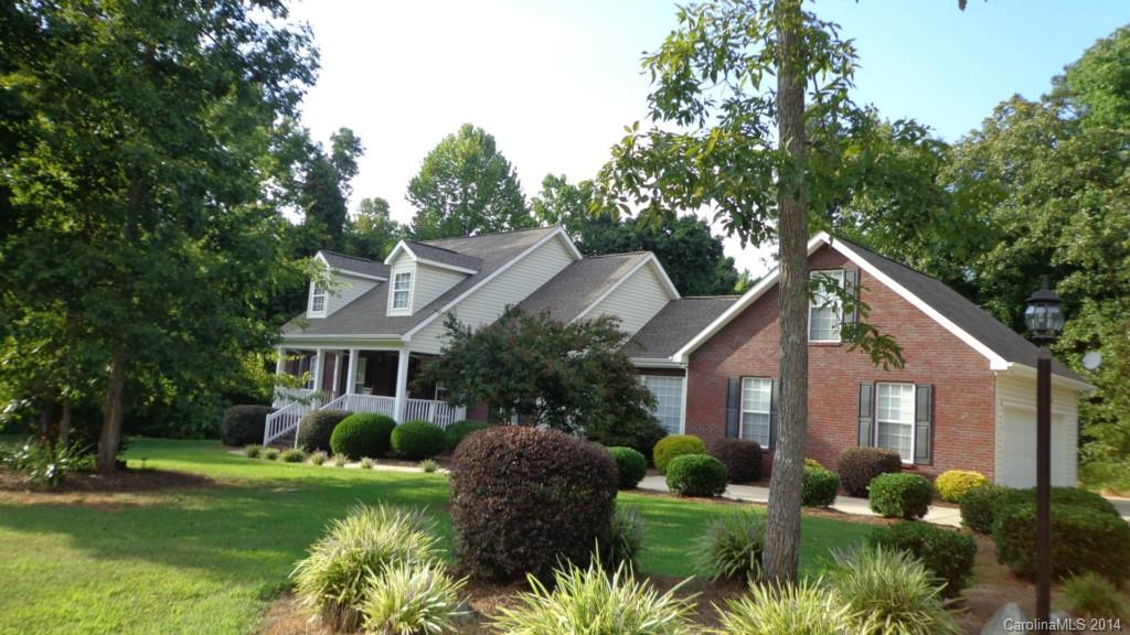 Country Club Estates - Residential