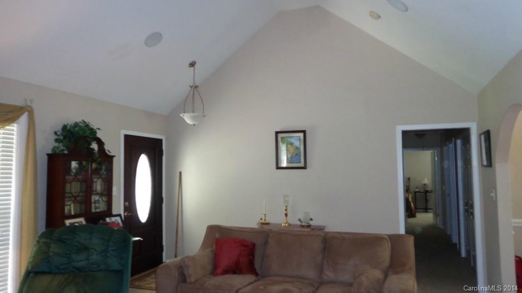 Country Club Estates - Residential