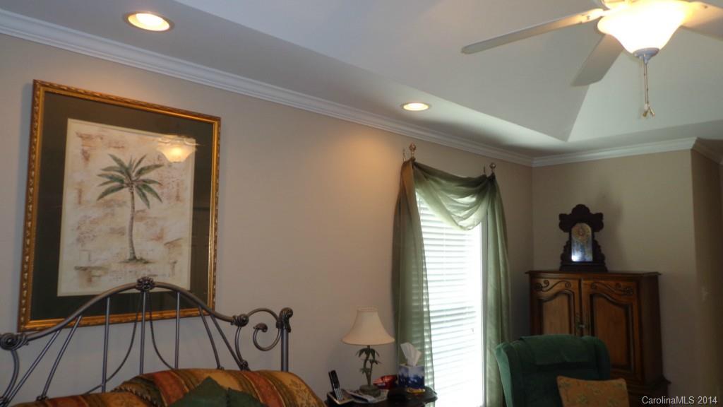 Country Club Estates - Residential