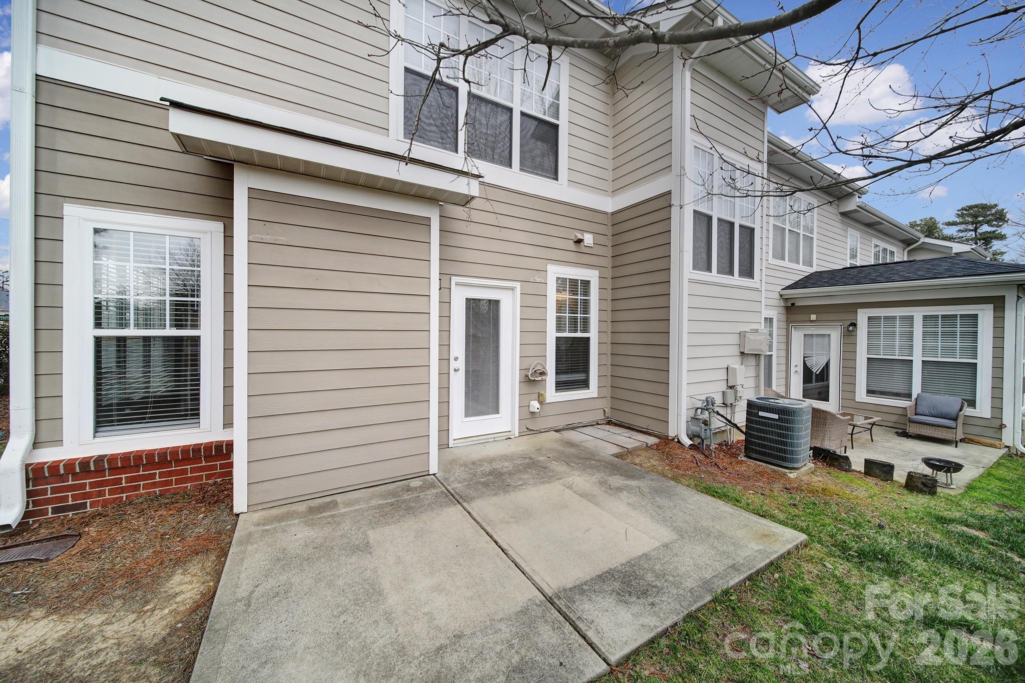 Coventry Court Townhomes - Residential