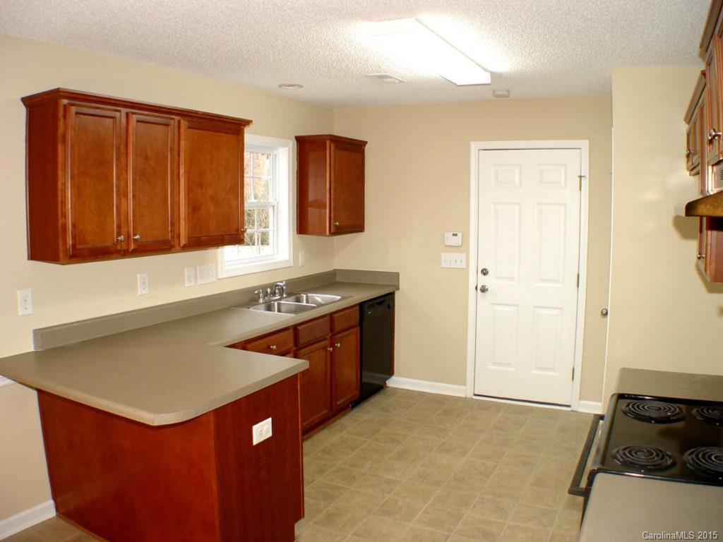 Avery Lake - Residential