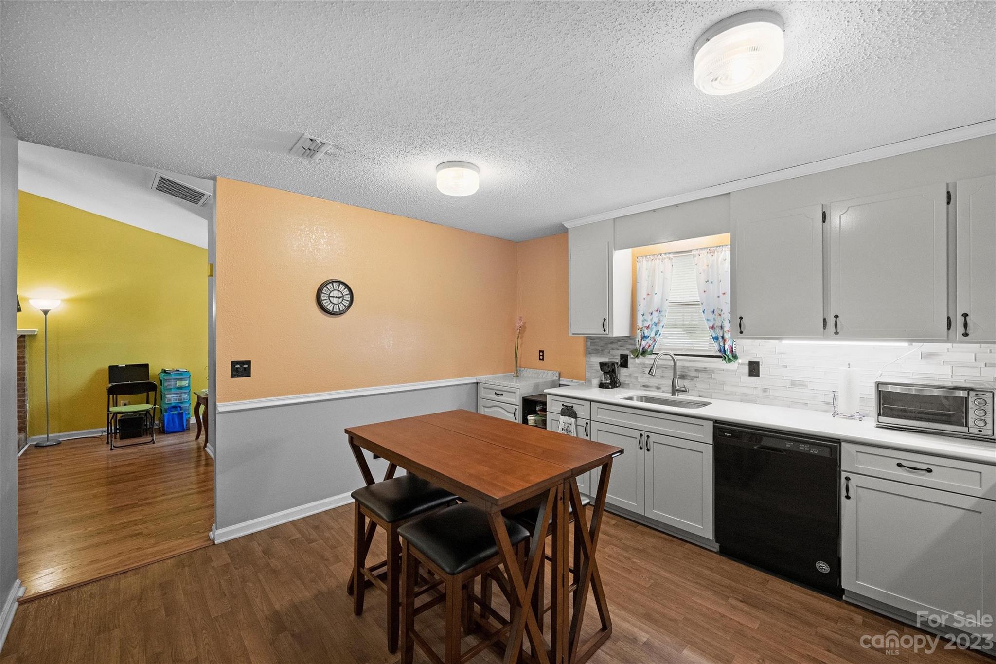 Hickory Ridge - Residential