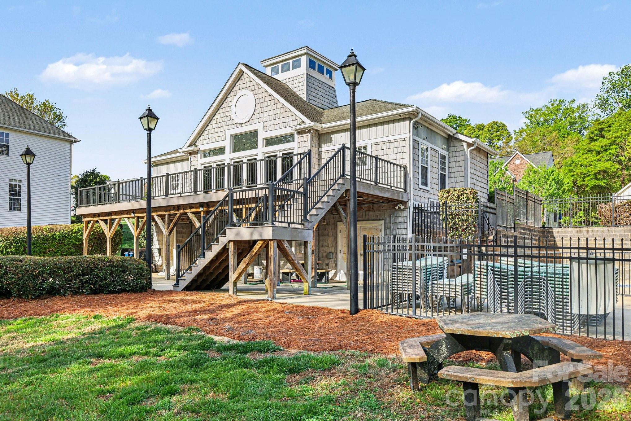 Riverfront - Residential