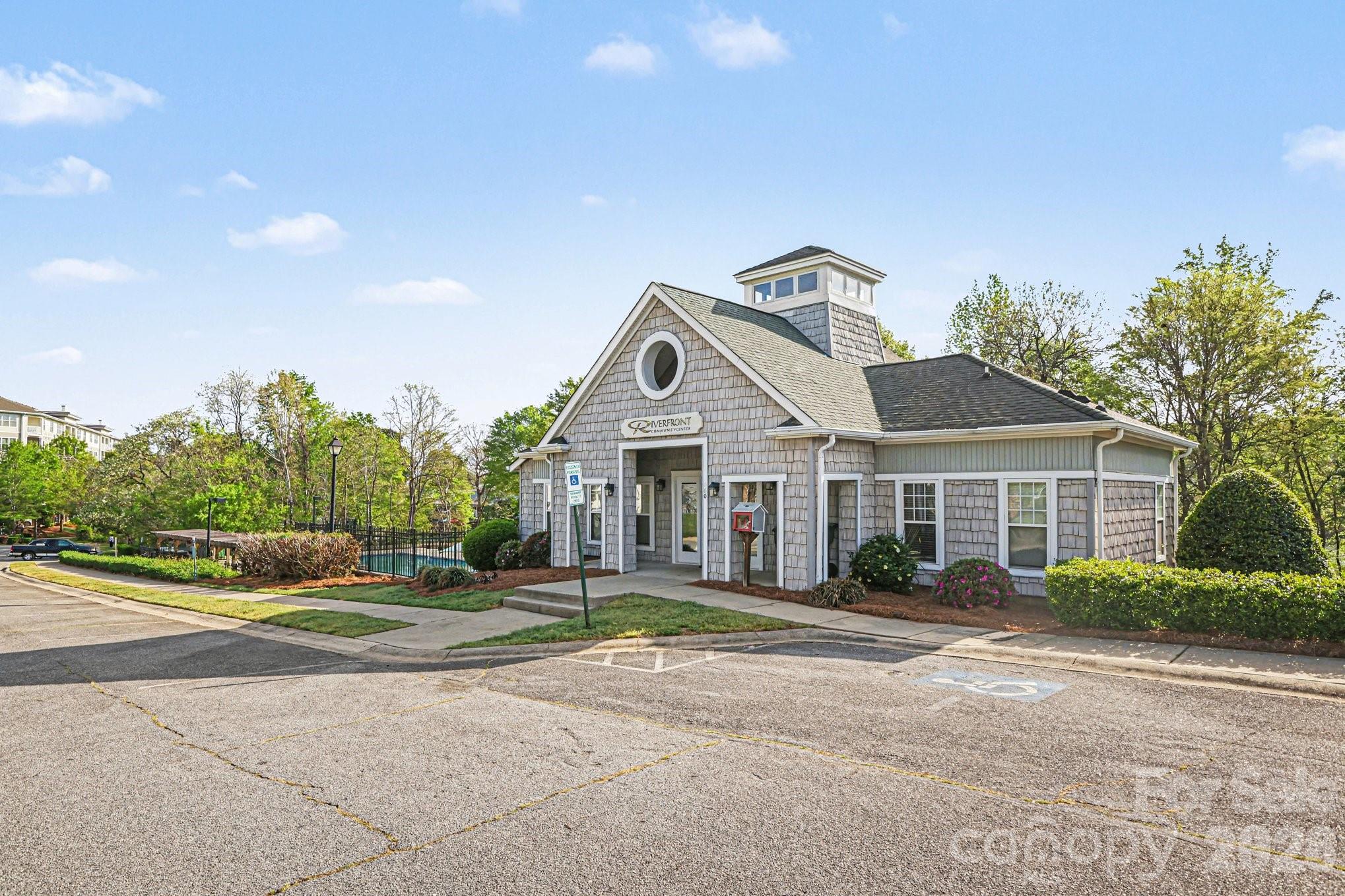 Riverfront - Residential