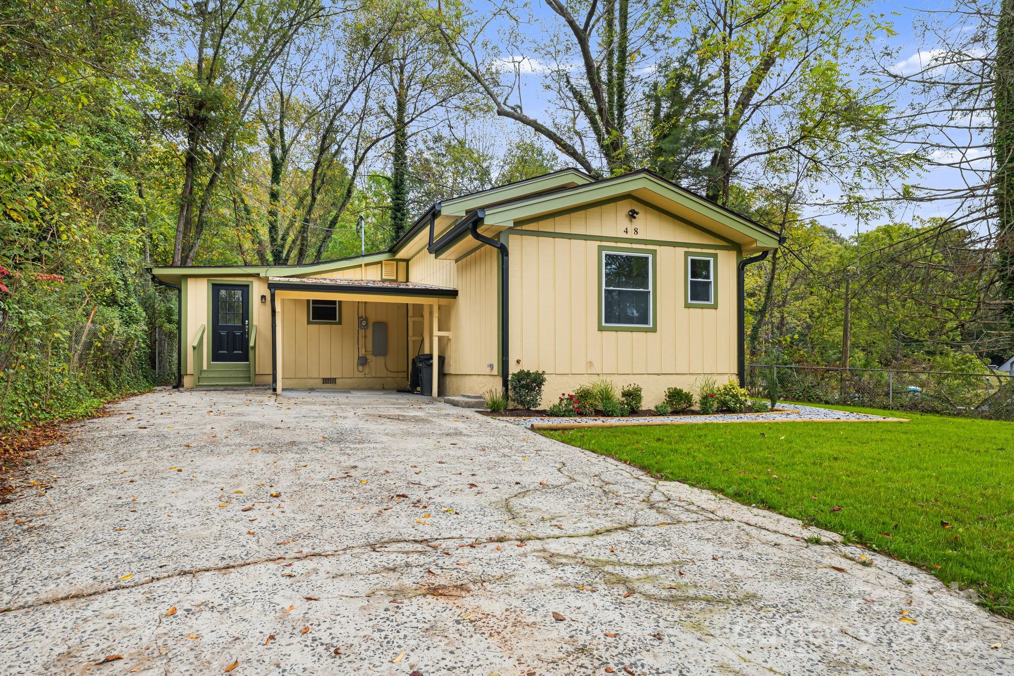 48 Elliott Road