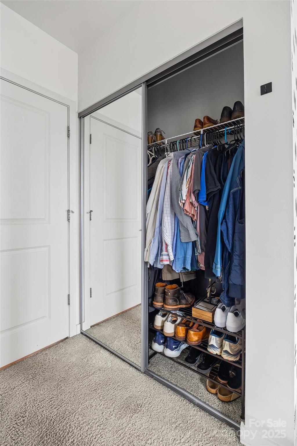 Avenue Condominiums - Residential