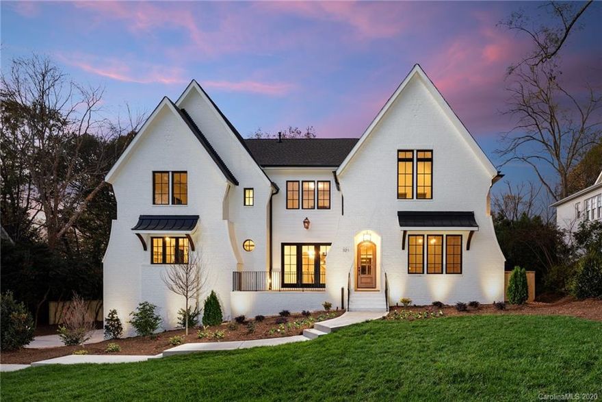 Thoughtfully designed luxury new construction home in Cotswold is an entertainer’s dream.  It features a beautiful chef’s kitchen with adjacent Scullery and Butler's Pantry, multiple entertaining areas inside and out, and a Master Suite on the main floor. Upstairs features 4 spacious bedrooms, playroom, bonus room, and a laundry room.  3 car garage.