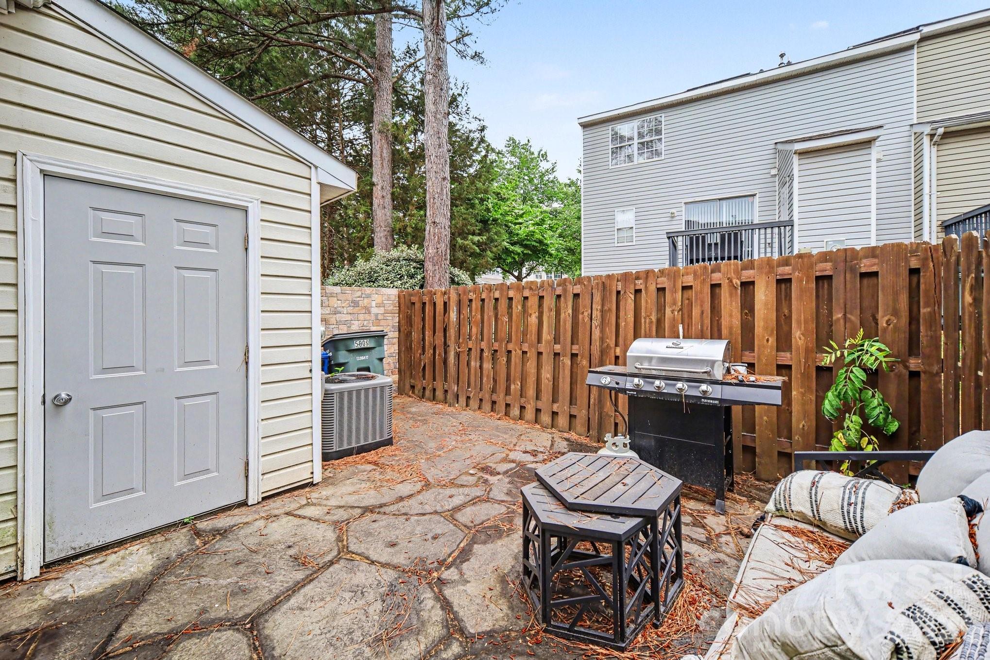 Huntington Ridge - Residential