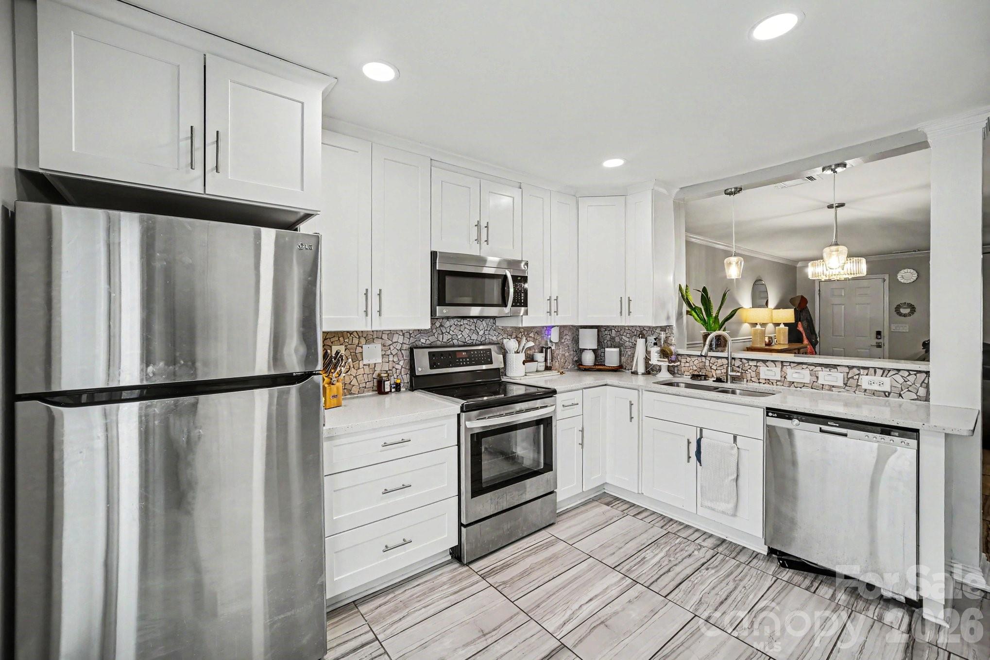 Huntington Ridge - Residential