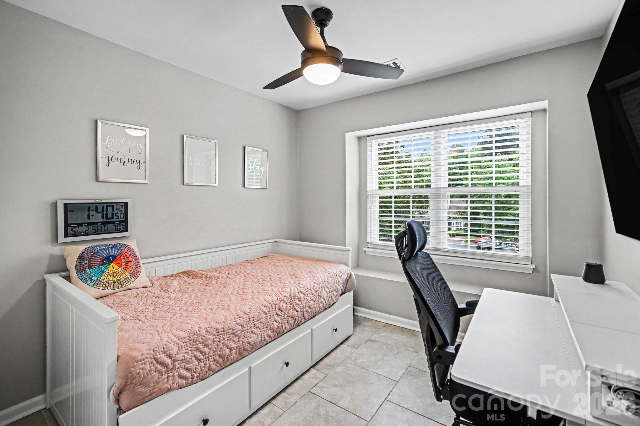 Huntington Ridge - Residential