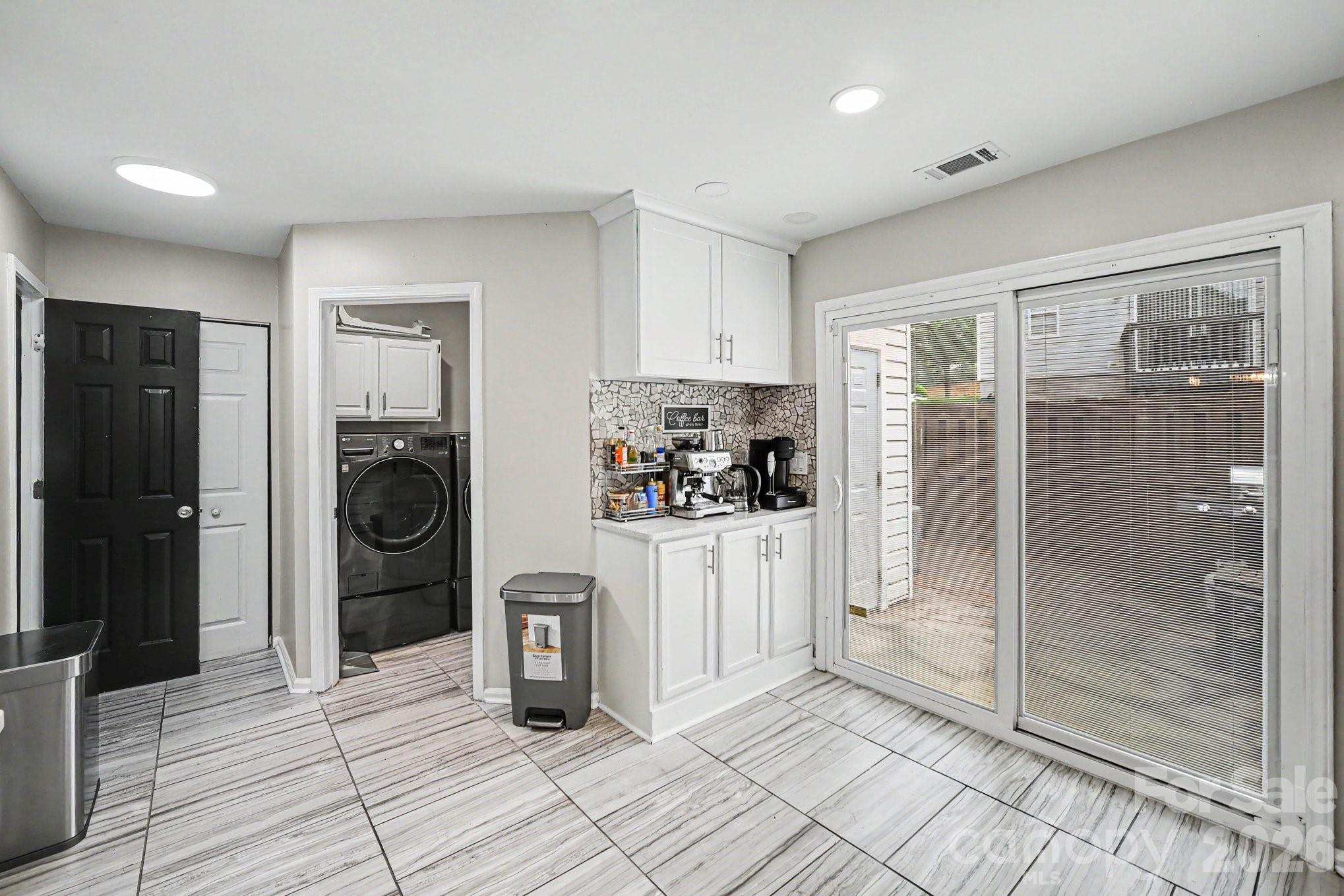 Huntington Ridge - Residential