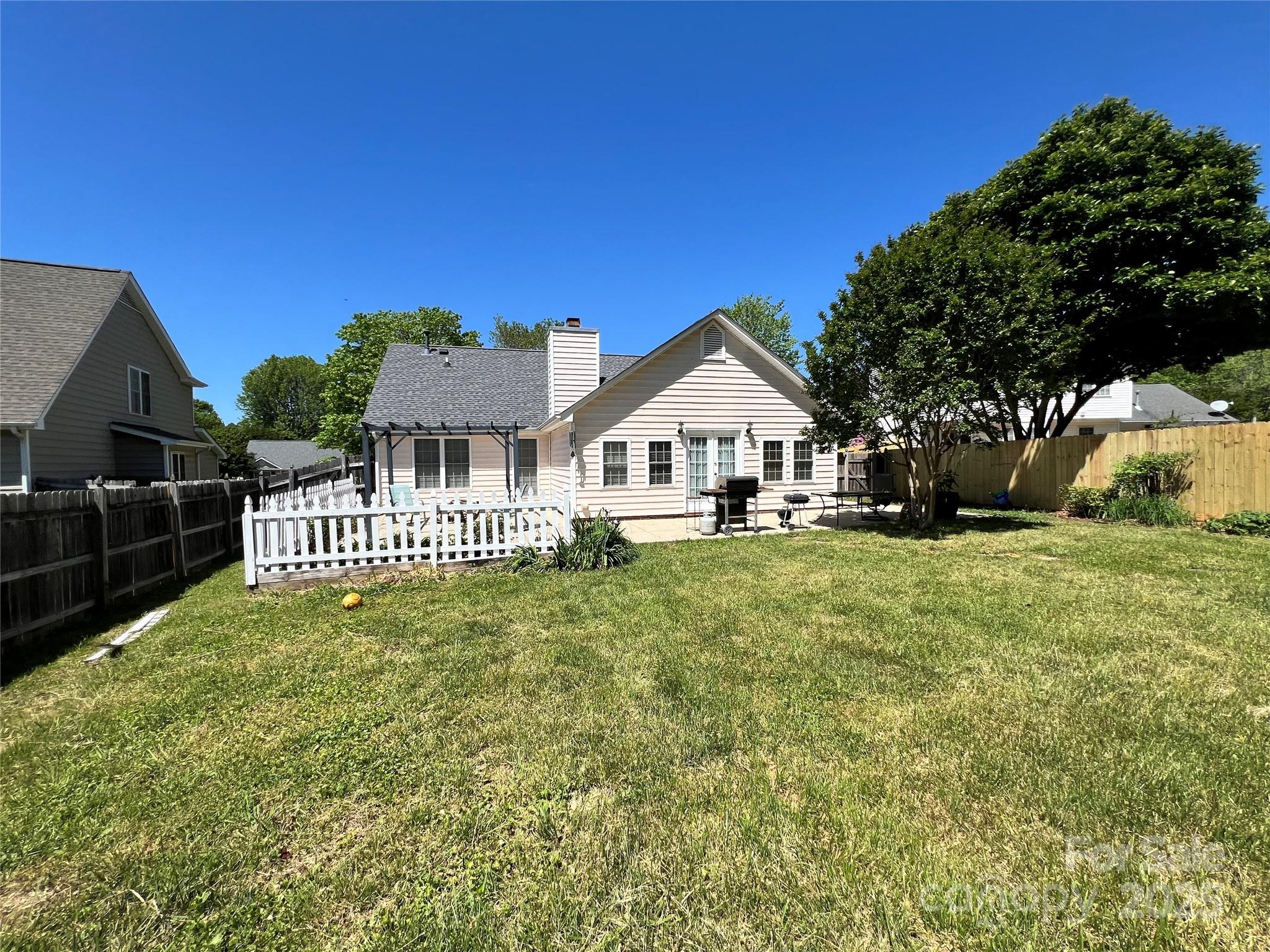 2401 Glen Meadow Drive