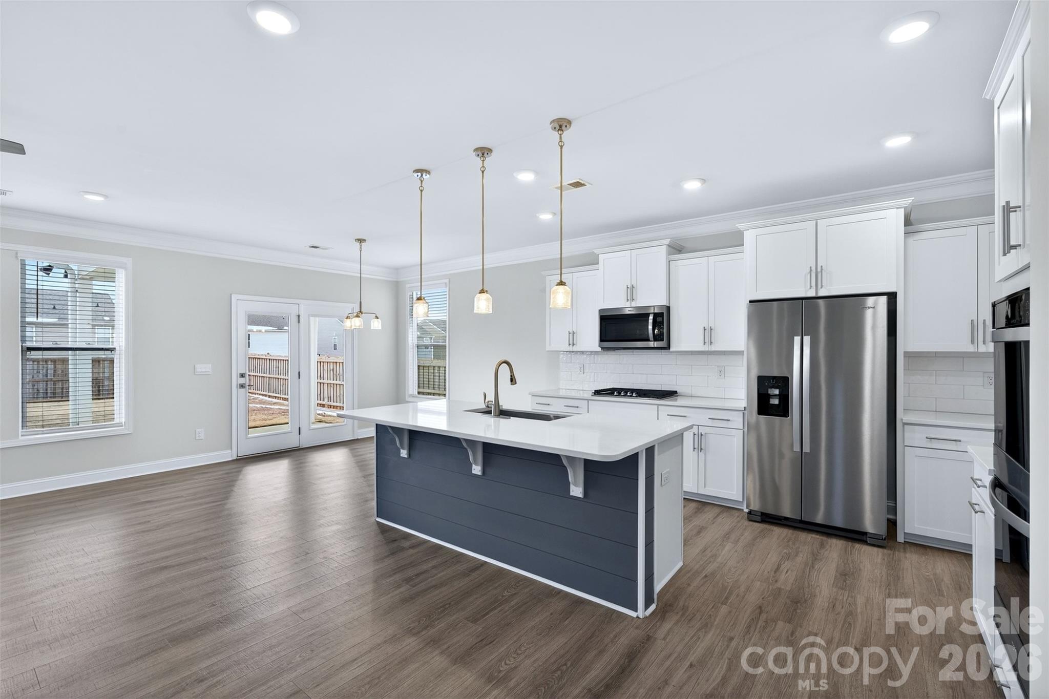 5443 Cherwell Avenue 274