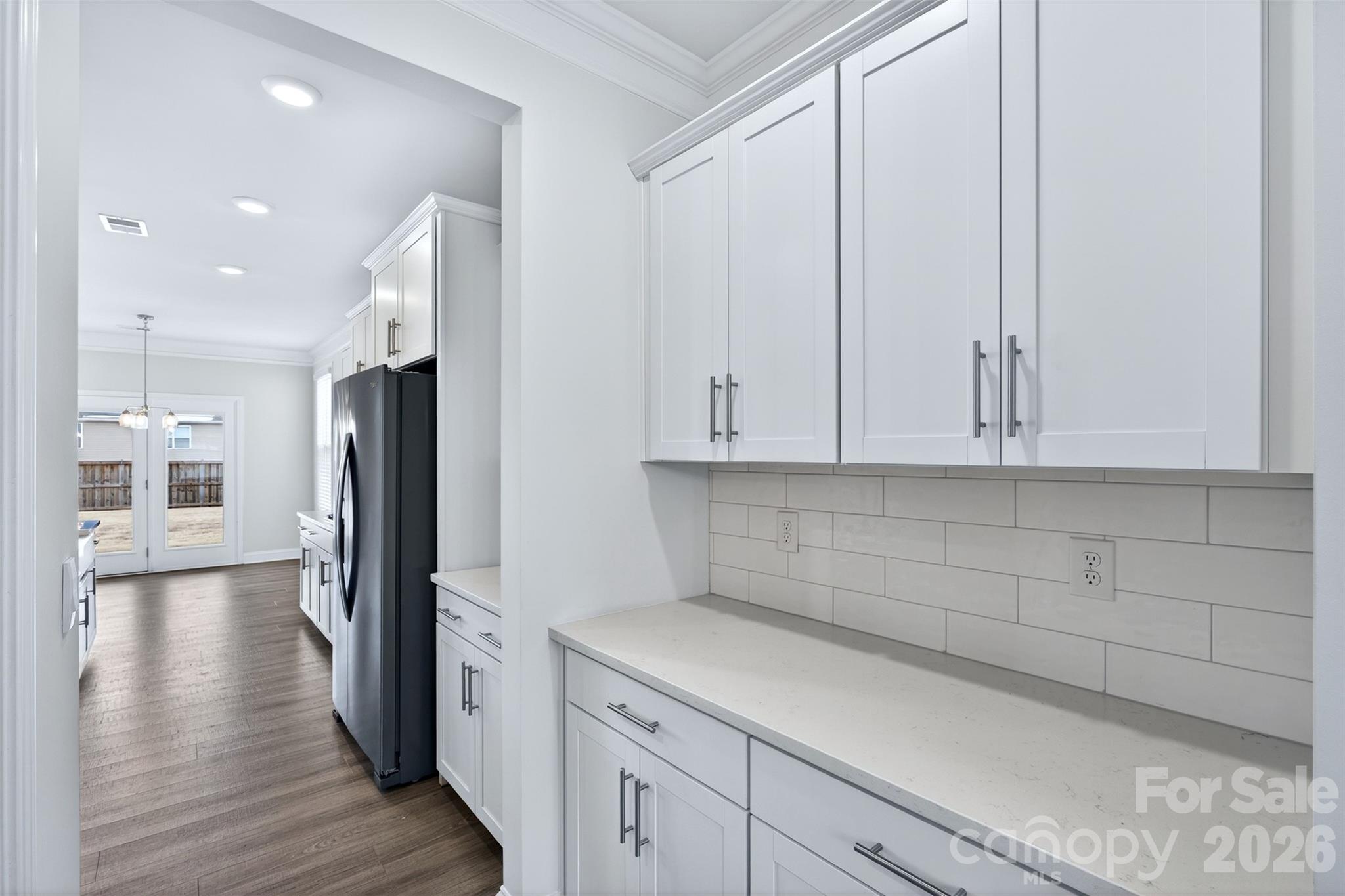 5443 Cherwell Avenue 274