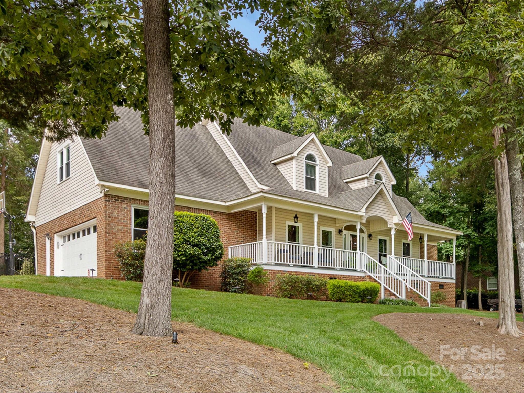 901 Woodhurst Drive
