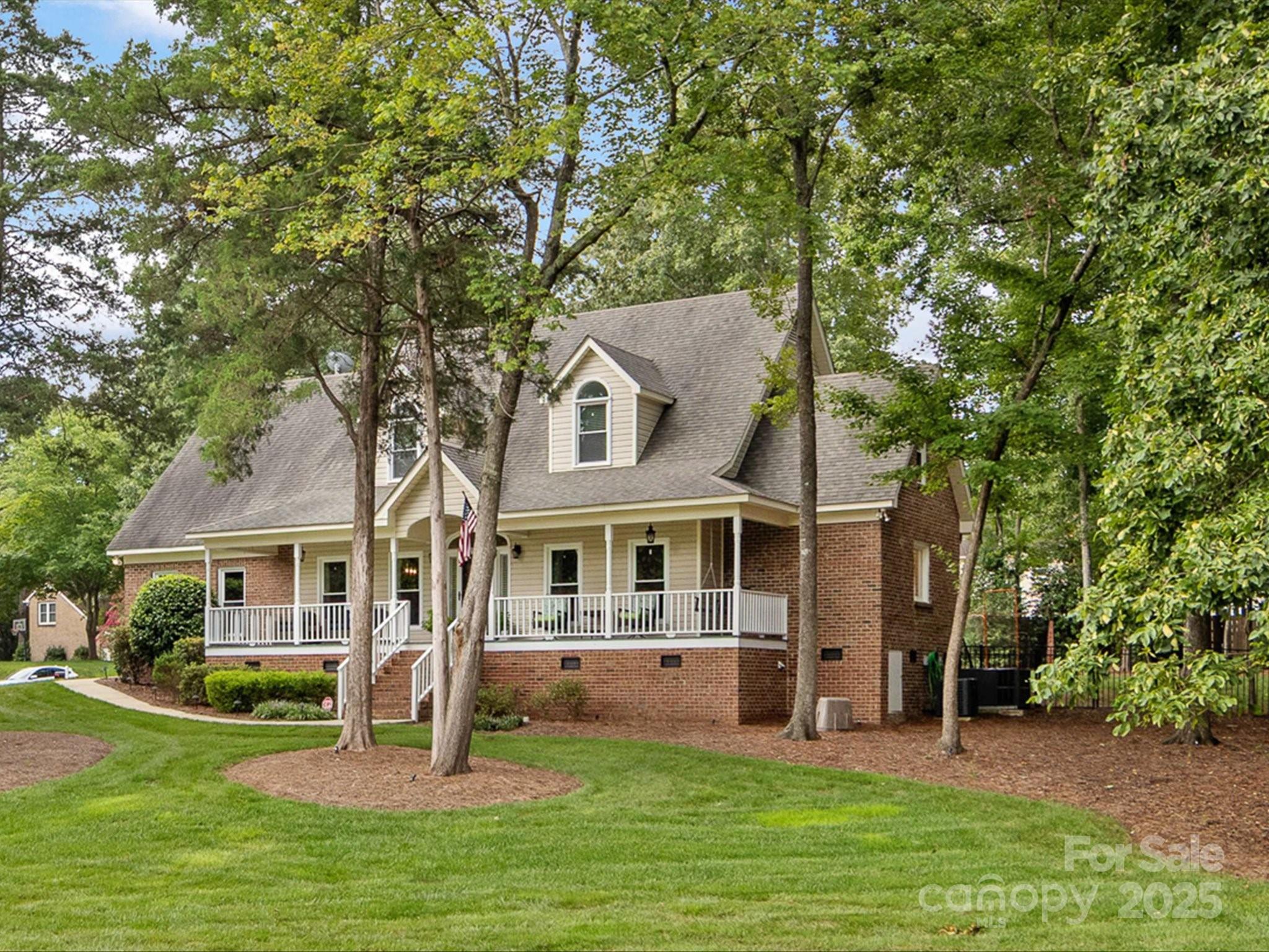 901 Woodhurst Drive