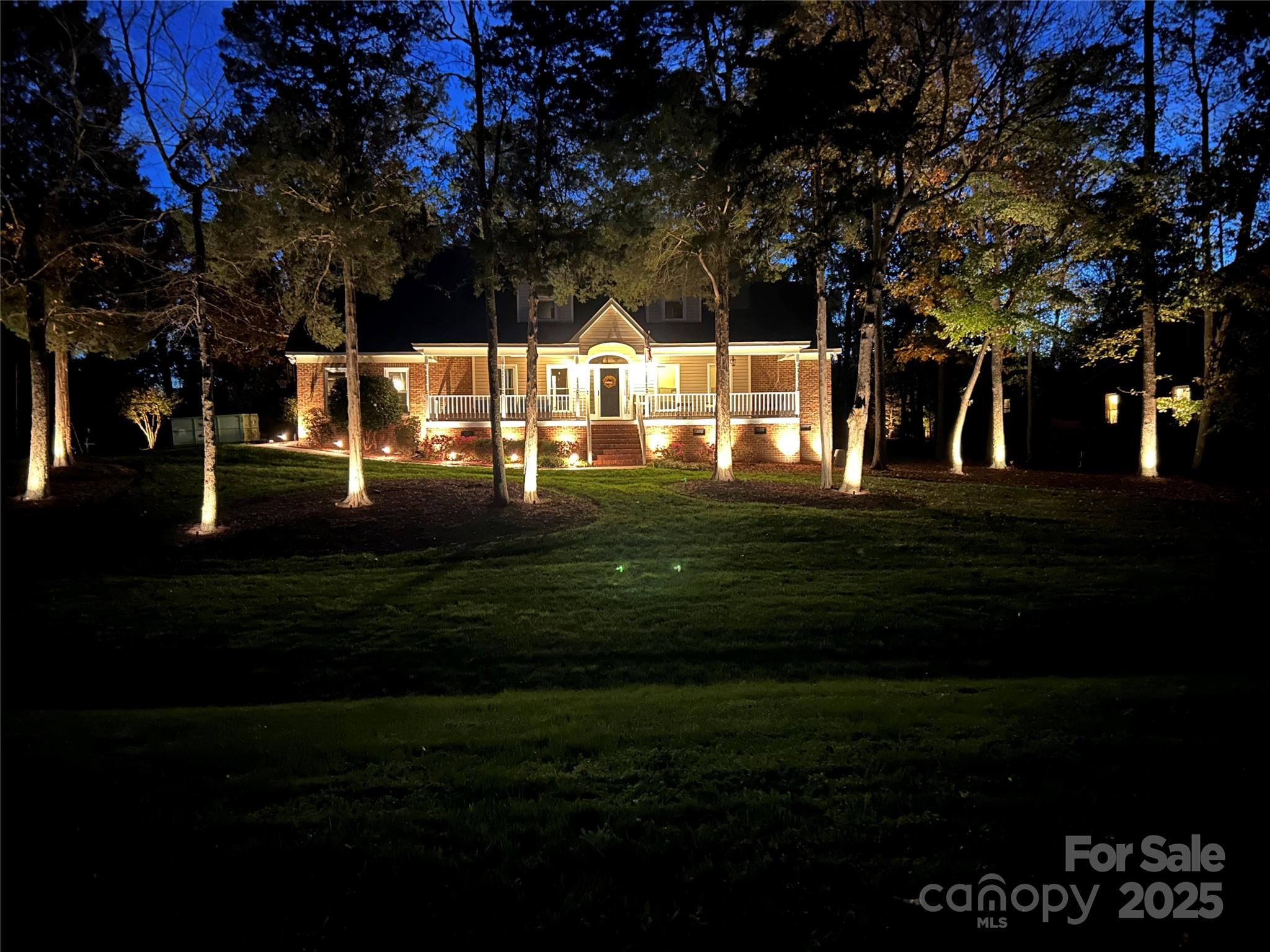 901 Woodhurst Drive