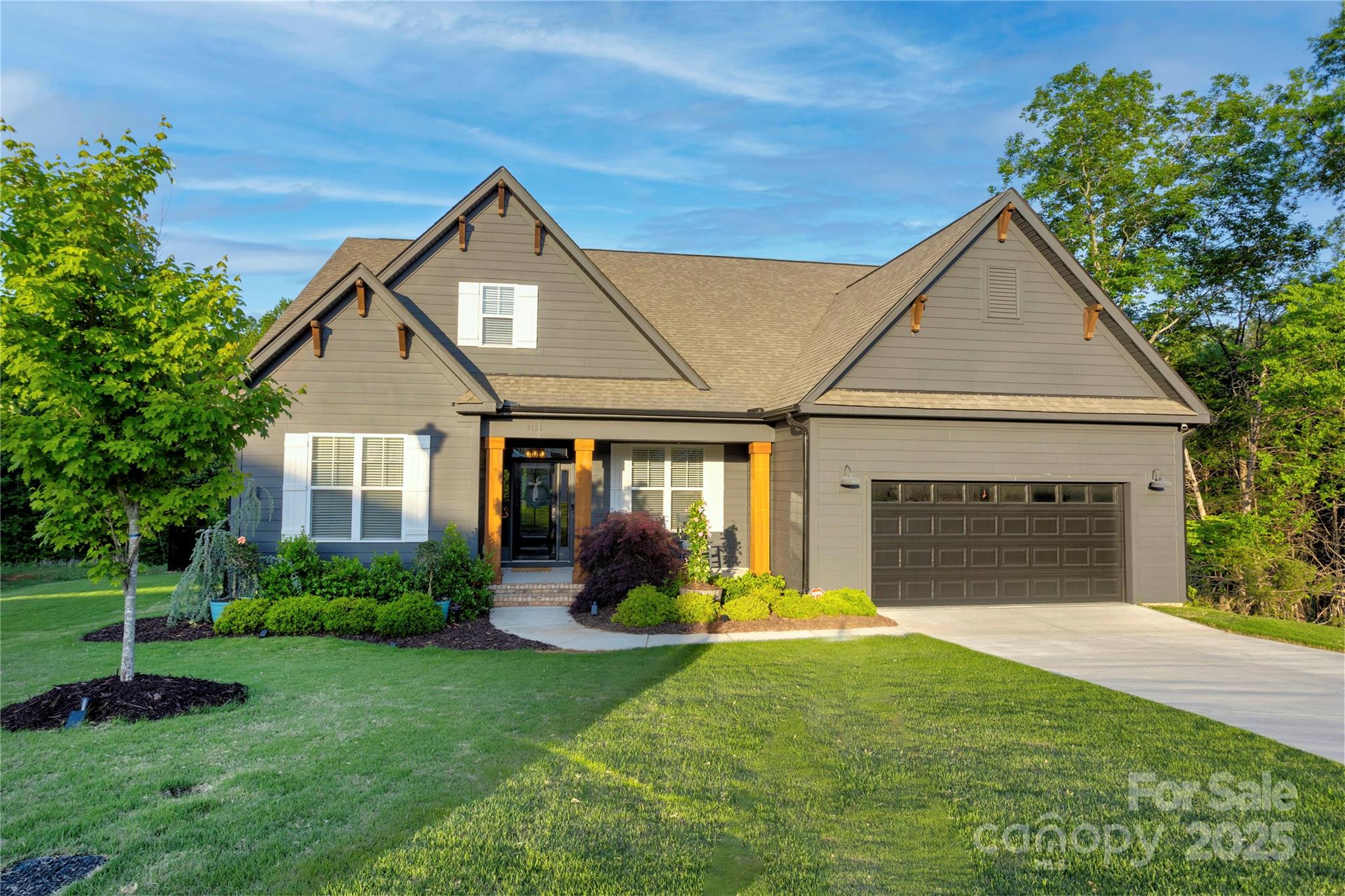 3424 Saint Clair Court NW