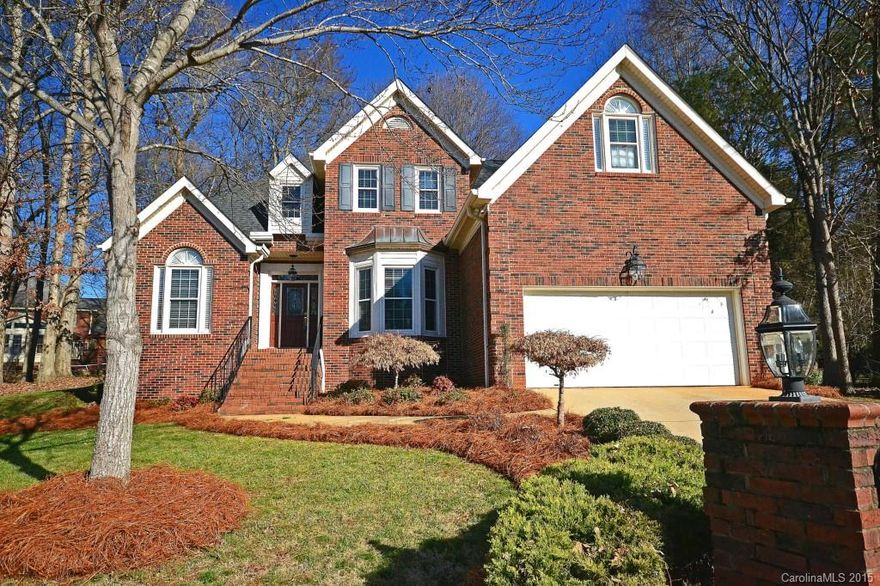 Beautiful 4 bedroom 2.5 bath home in the sought after Bailiwyck community.  Home features open floor plan between the kitchen and great room, spacious kitchen with granite counters, backsplash and gas stove. Great room has cathedral ceiling and gas log fireplace. Wood floors throughout downstairs. Master bath features separate shower, dual sinks and whirlpool tub. Fort Mill schools. Cul-de-sac lot. Must see, don't wait.