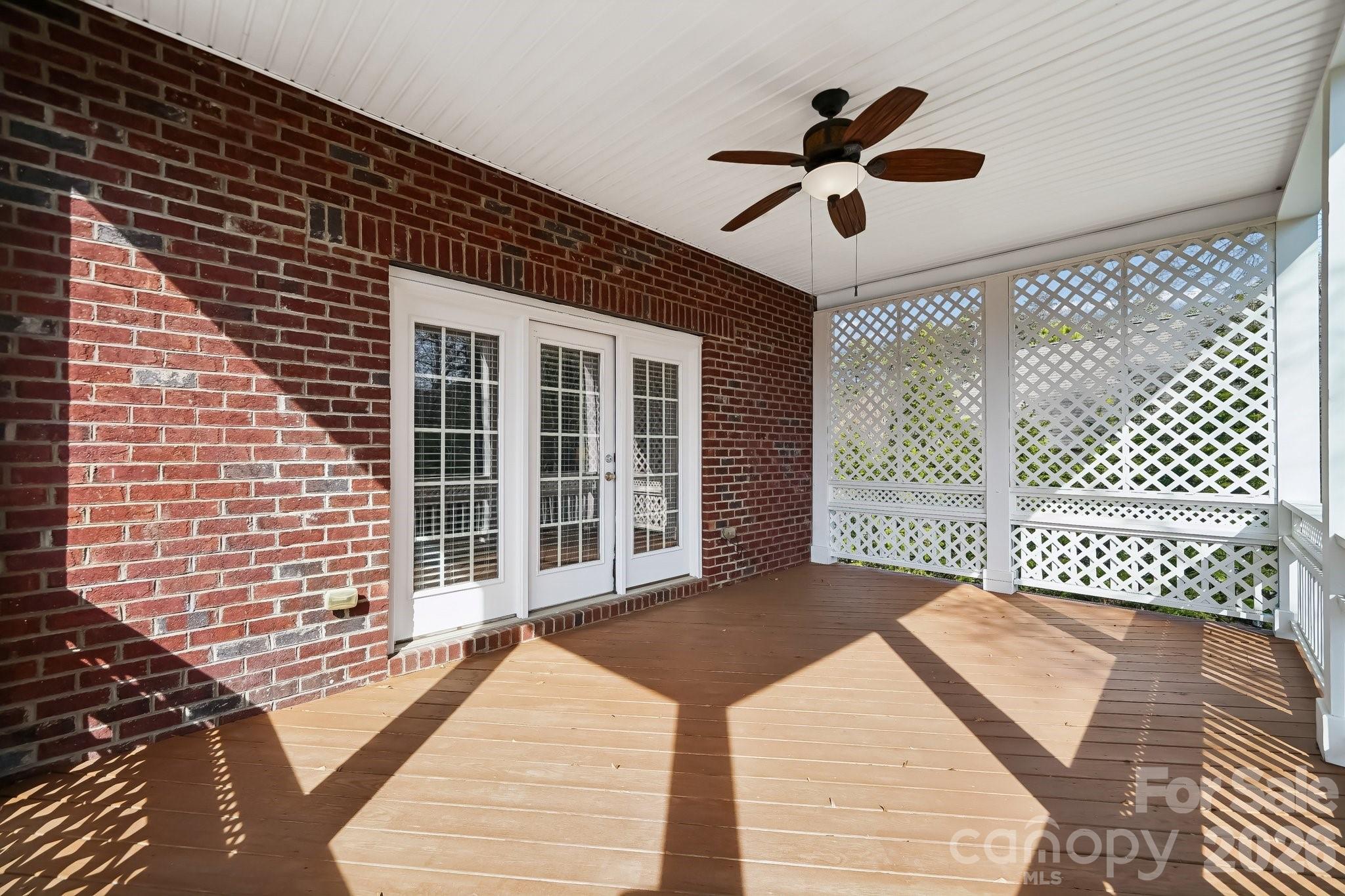 The Palisades - Residential