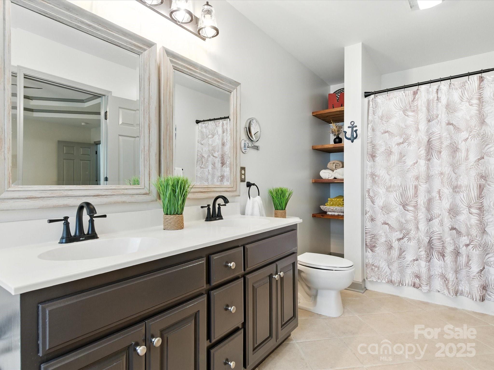 Austin Shores - Residential