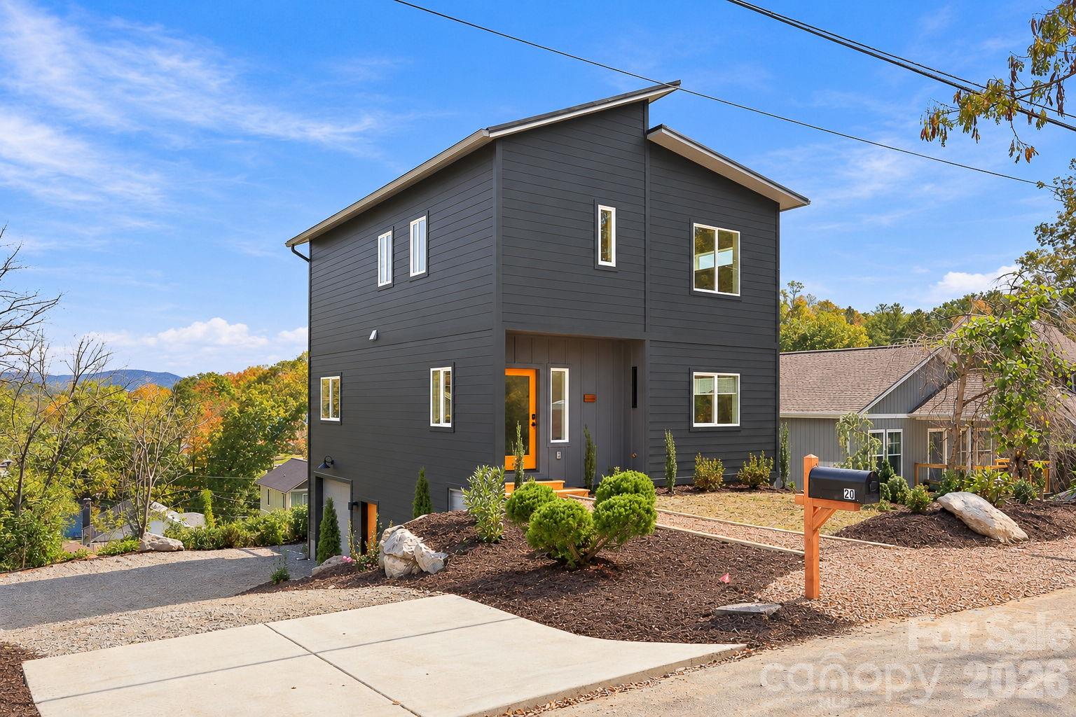 20 Laurel Loop