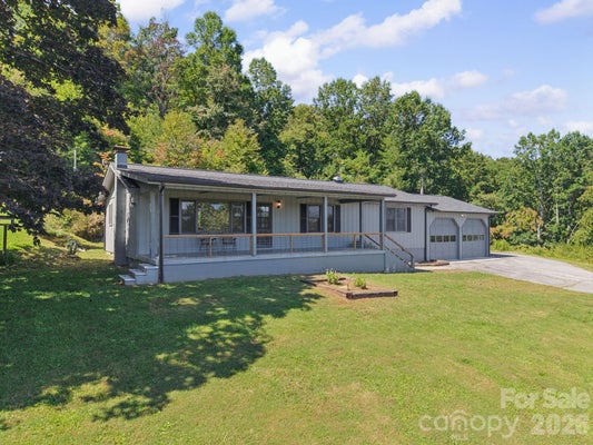 727 E LYDA RD, HENDERSONVILLE, NC 28792 - Image ab353a44f5a0b9b1dc832caa4de7d5e6/1358264996