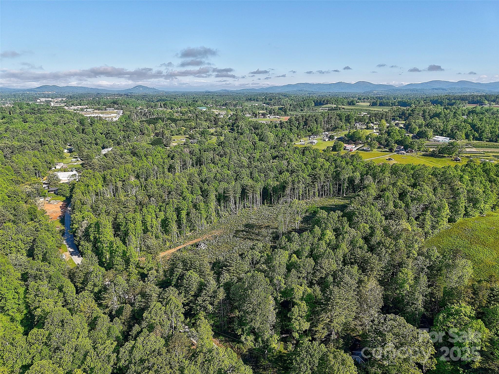 00 Howard Gap Road