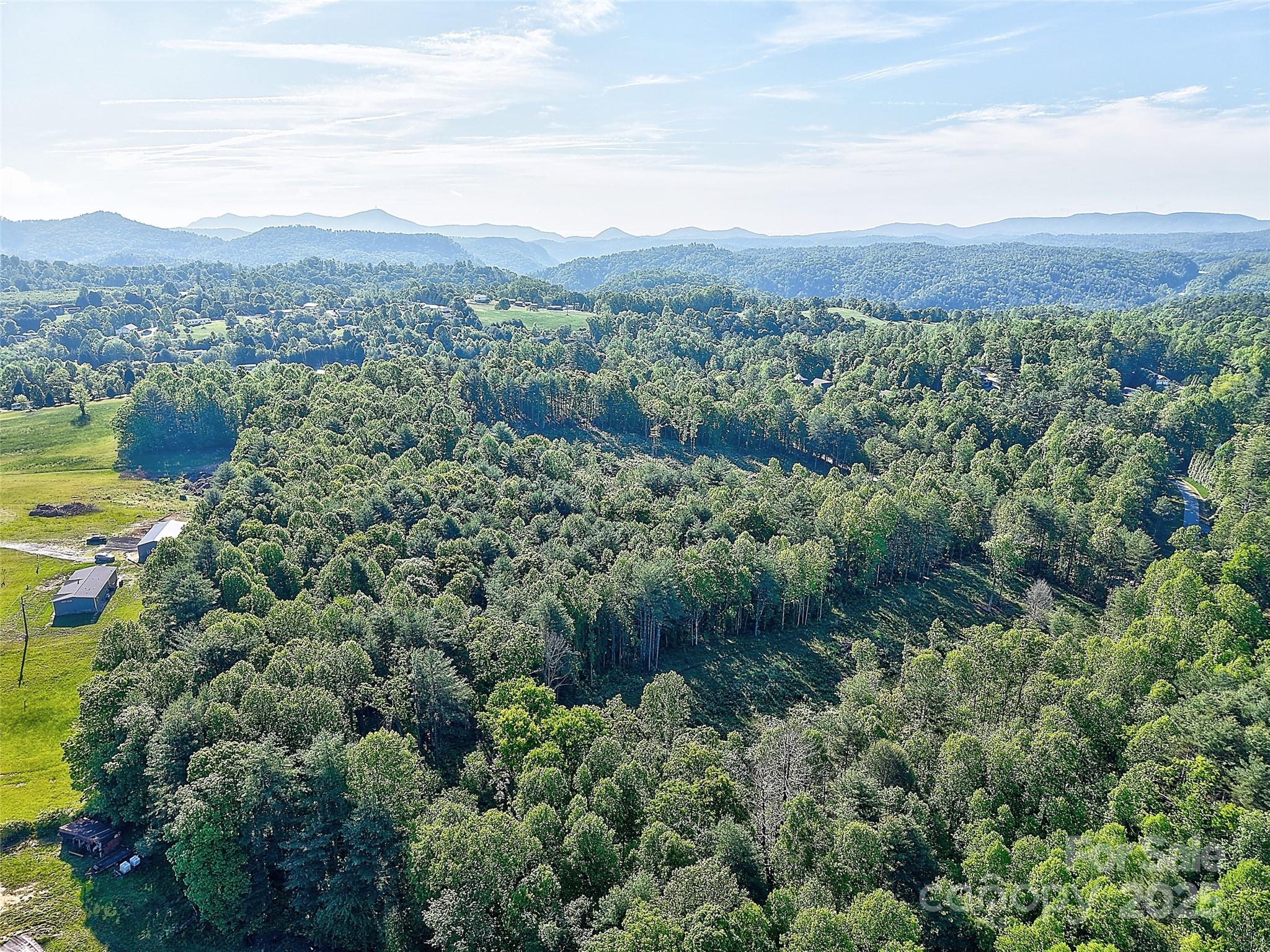 00 Howard Gap Road