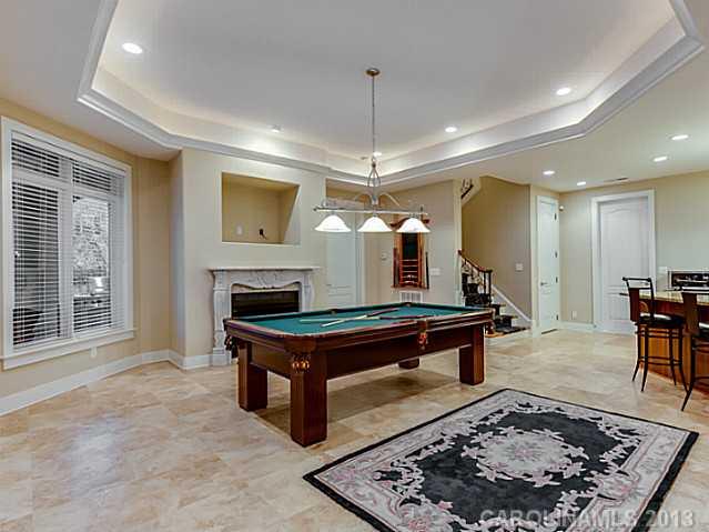 The Peninsula - Residential