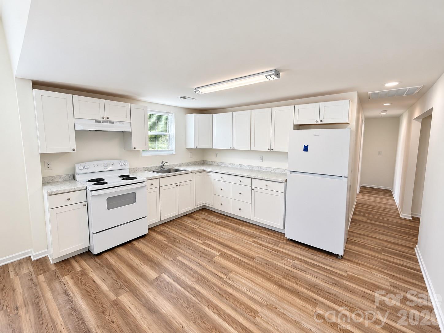 335 Unit A & Unit B N Oakland Avenue