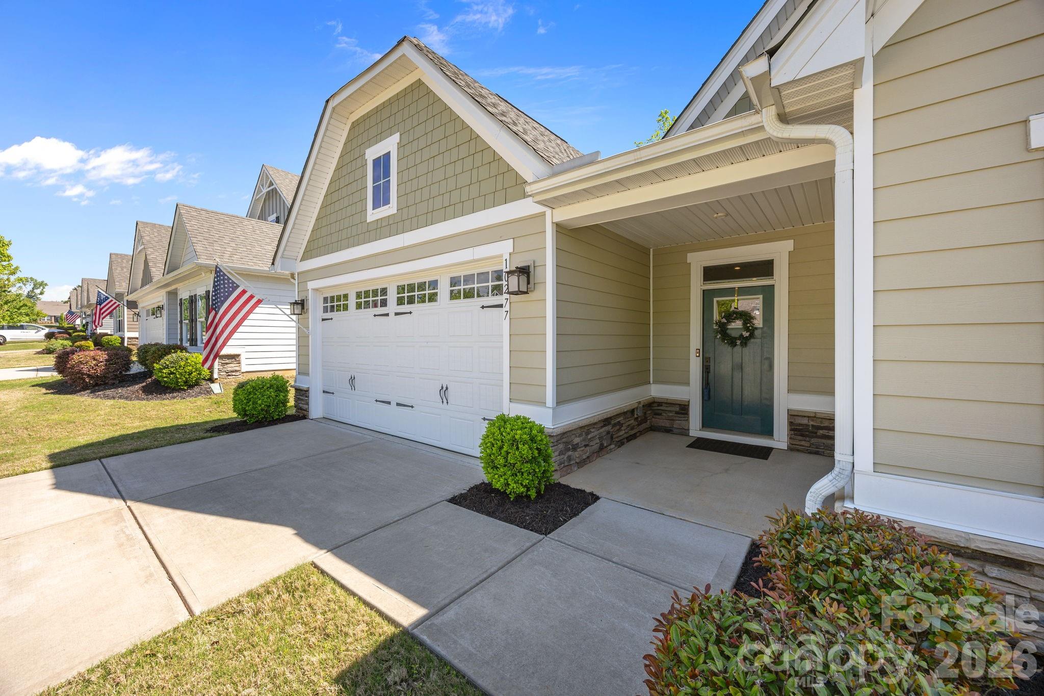 10277 October Glory Way