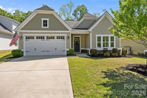 Photo of 10277 October Glory Way, Charlotte, NC 28215 (MLS # 4369336)