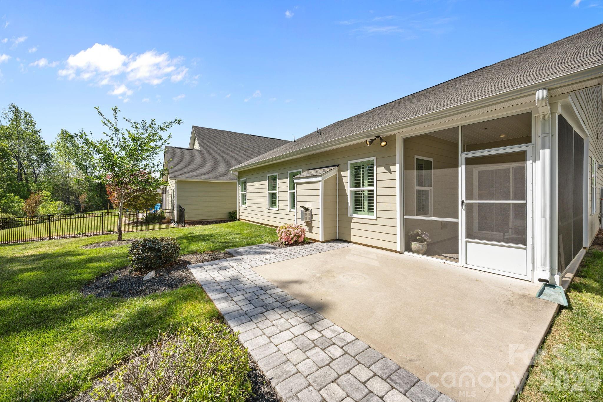 Enclave at Holcomb - Residential