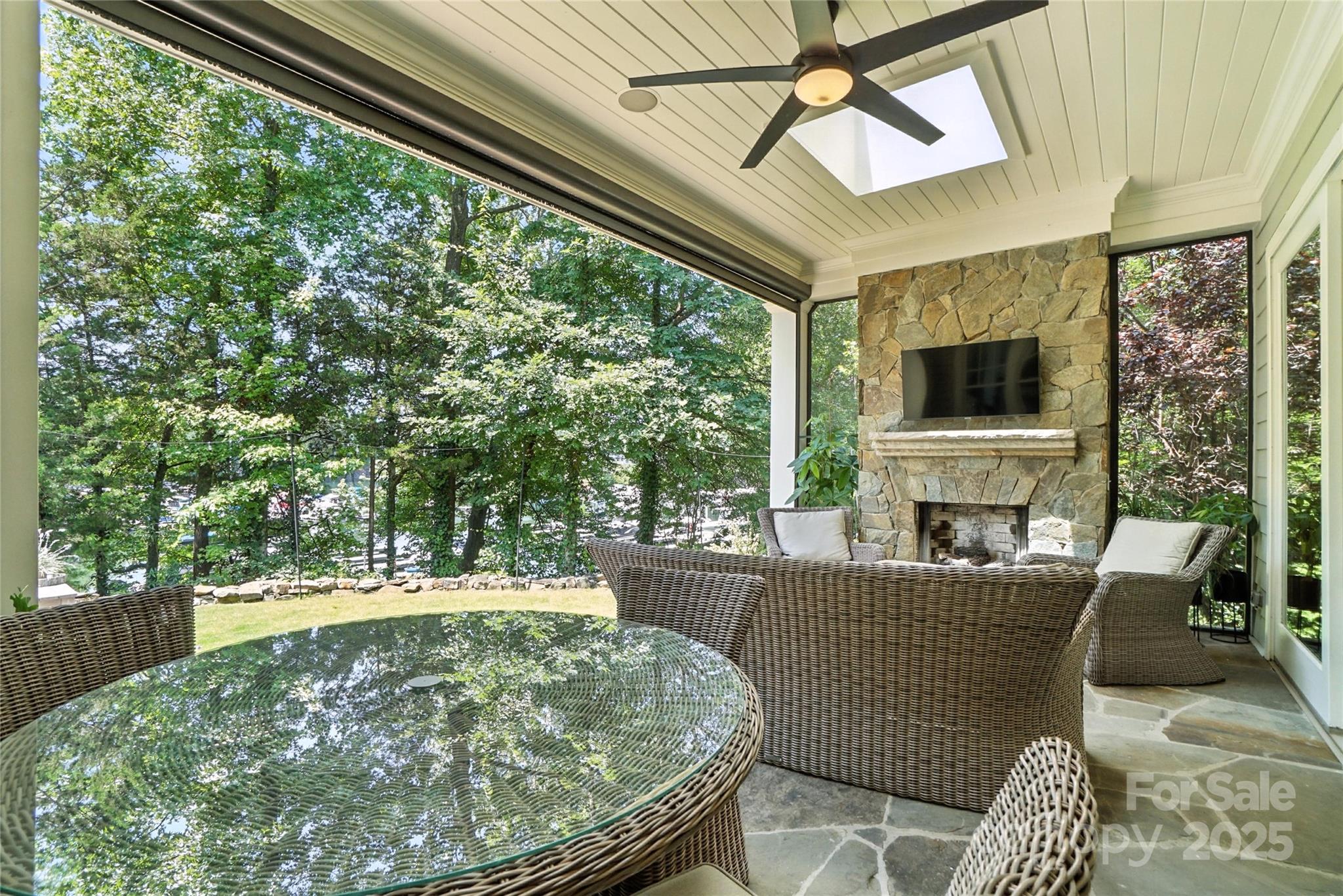 Captains Point - Residential