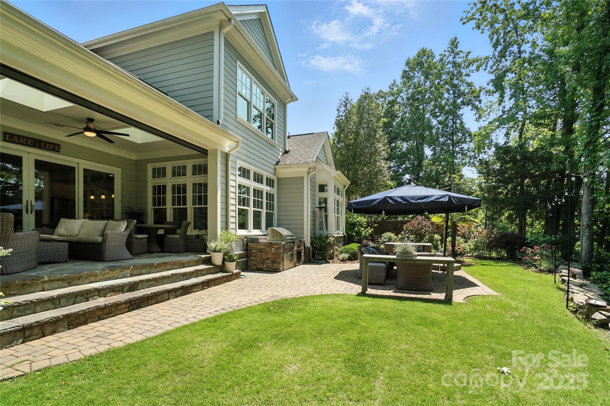 Captains Point - Residential