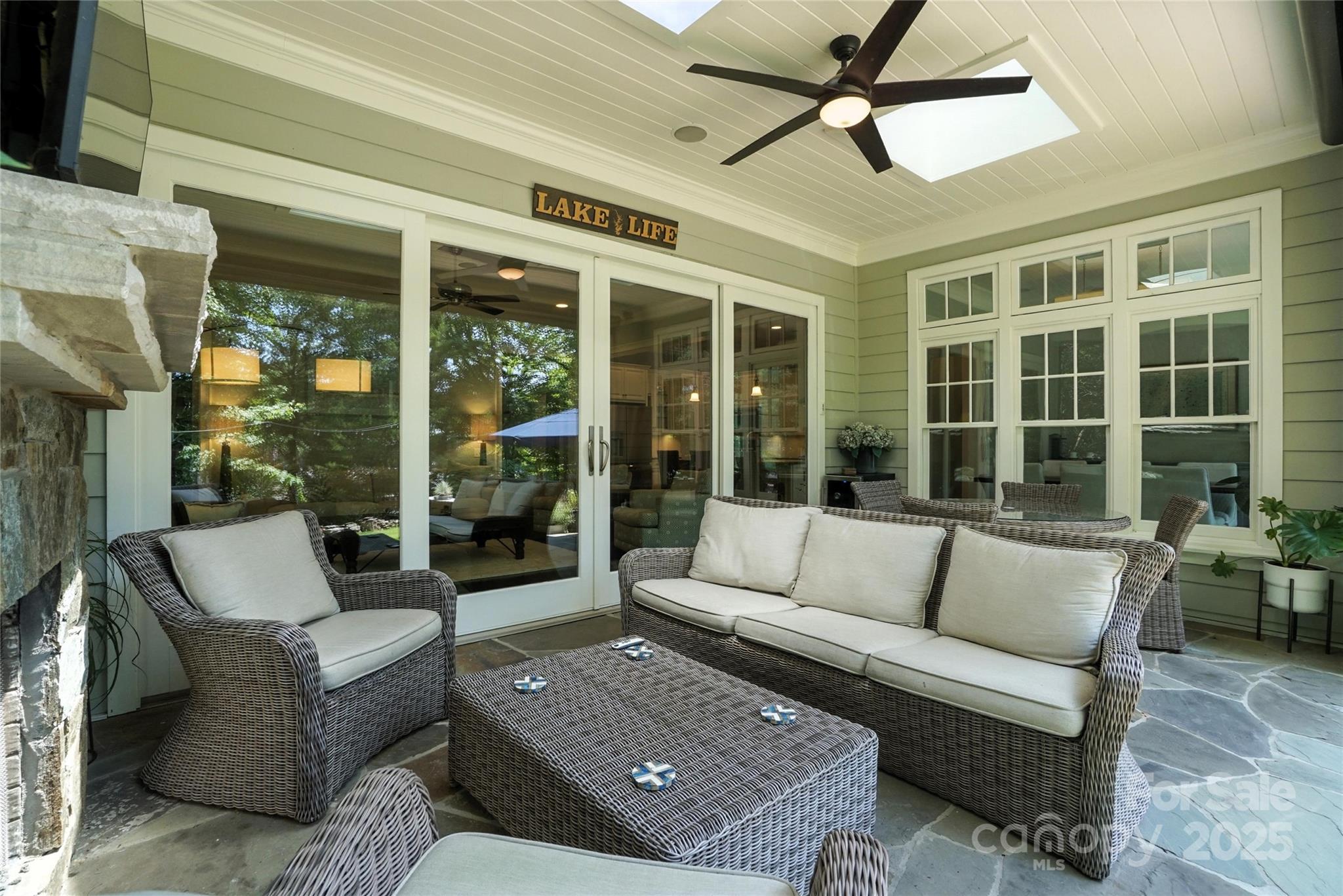 Captains Point - Residential