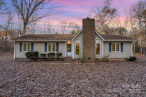 2704 Leisure Drive Waxhaw NC 28173