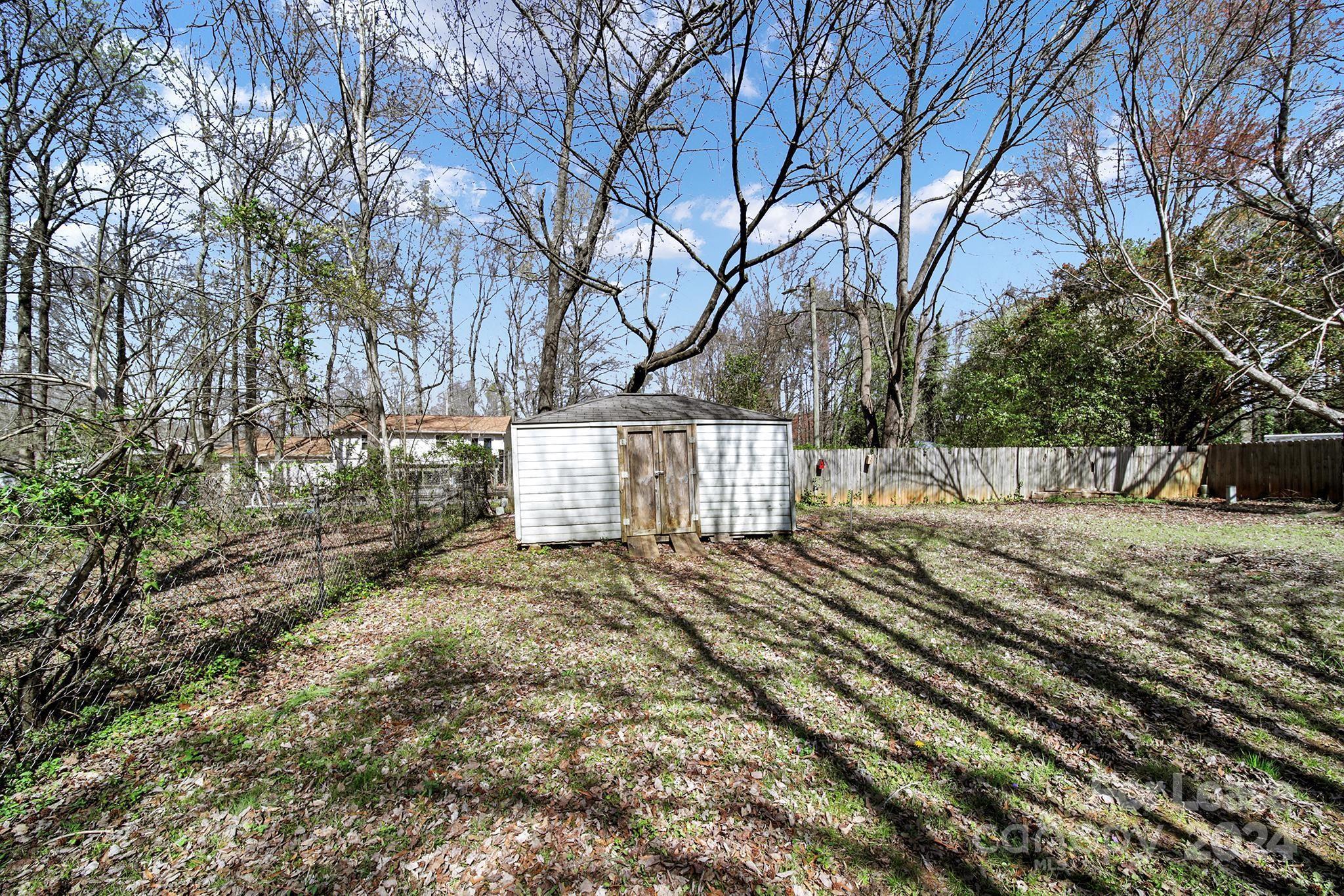 Holly Hills - Residential Lease