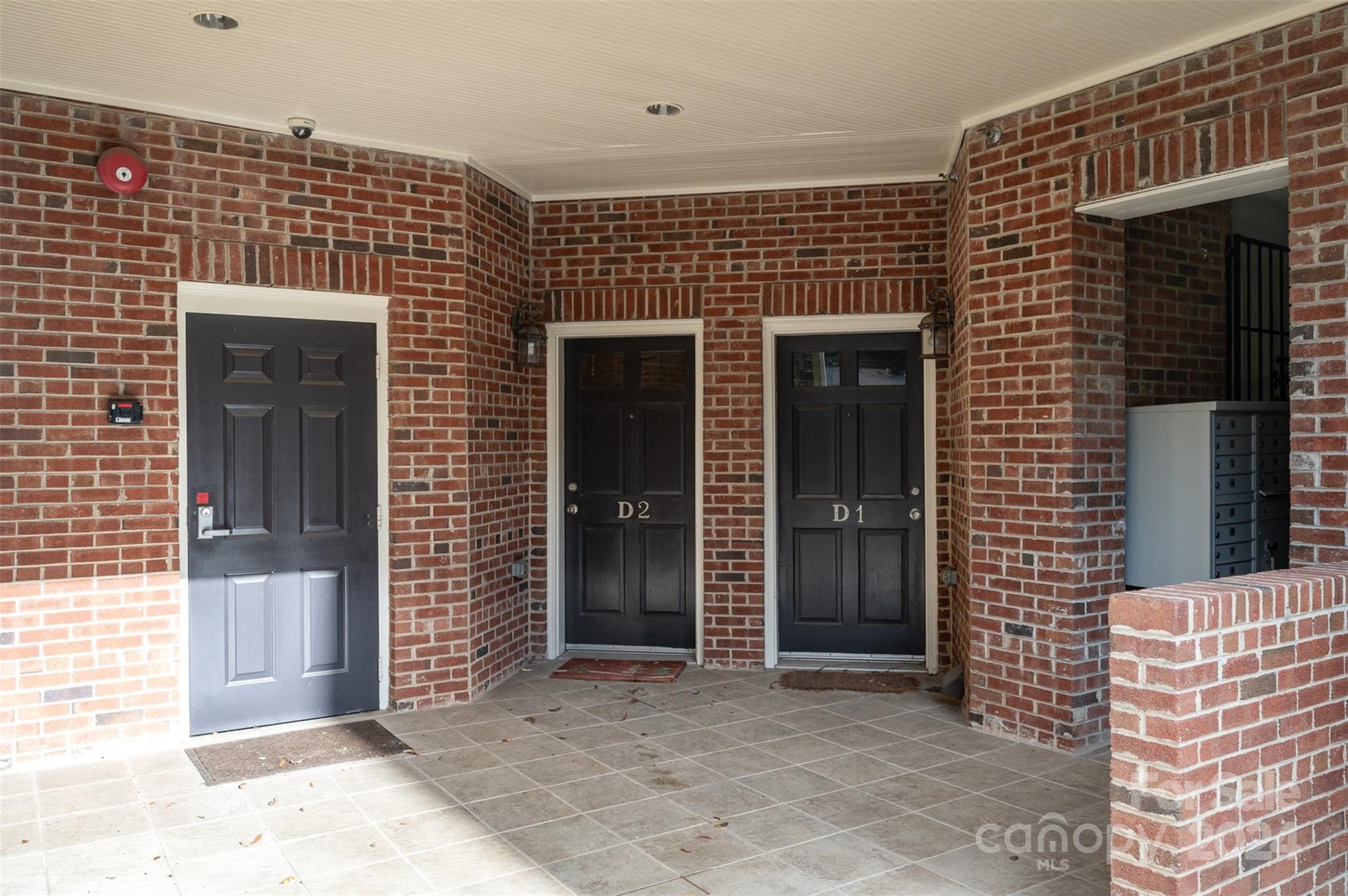 Charlotte, North Carolina 28203, United States, 1 Bedroom Bedrooms, ,2 BathroomsBathrooms,Residential,Active,32019
