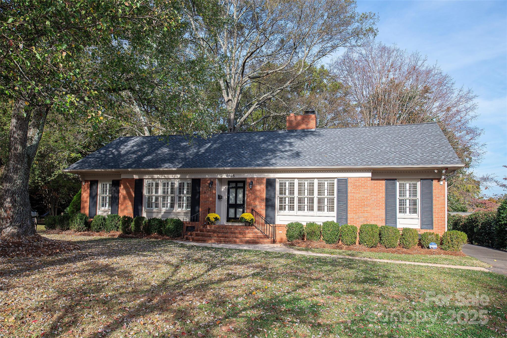 Beverly Woods - Residential