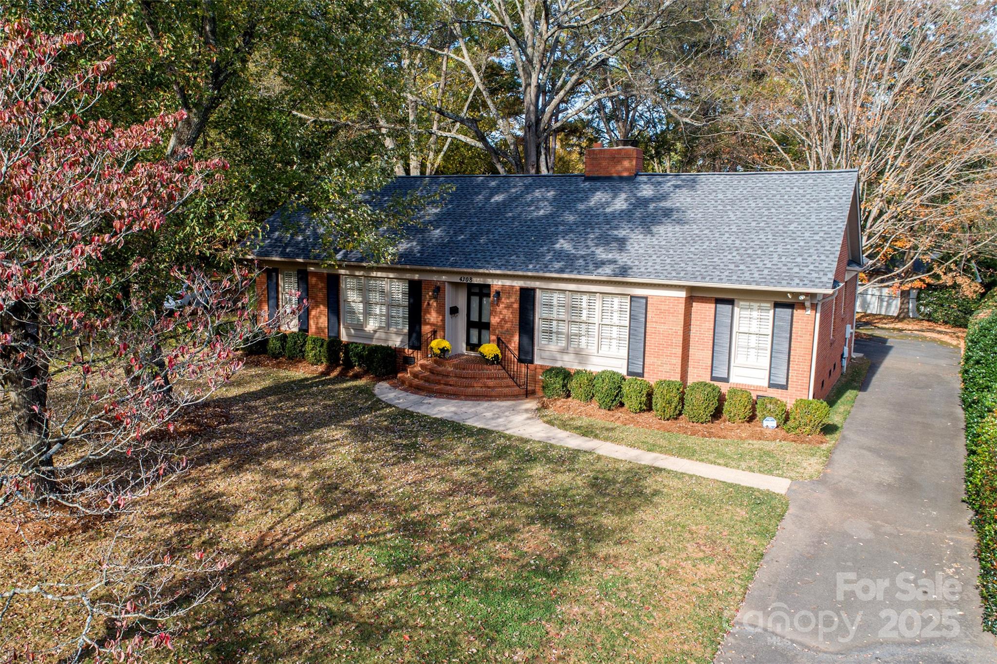 Beverly Woods - Residential