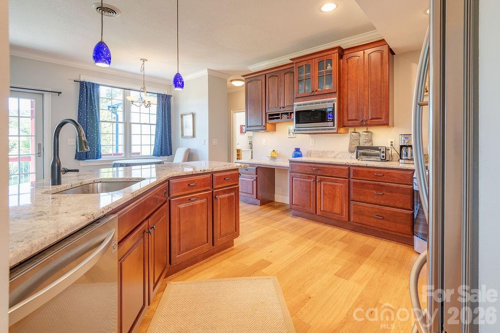 Ivy Meadows - Residential