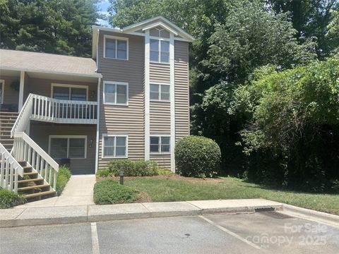 20 Willow Tree Run Asheville NC 28803