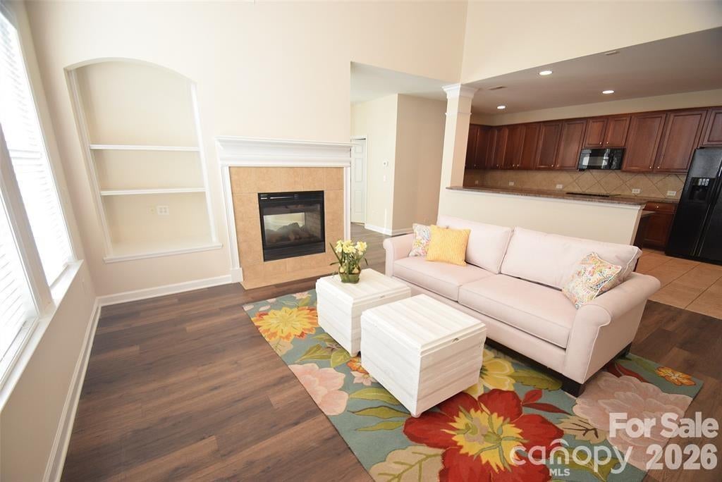 6631 Old Magnolia Lane
