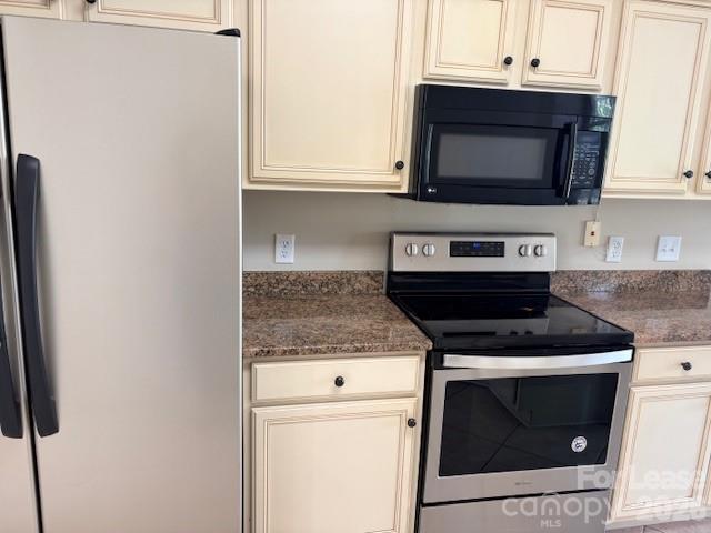 Willowmere - Residential Lease