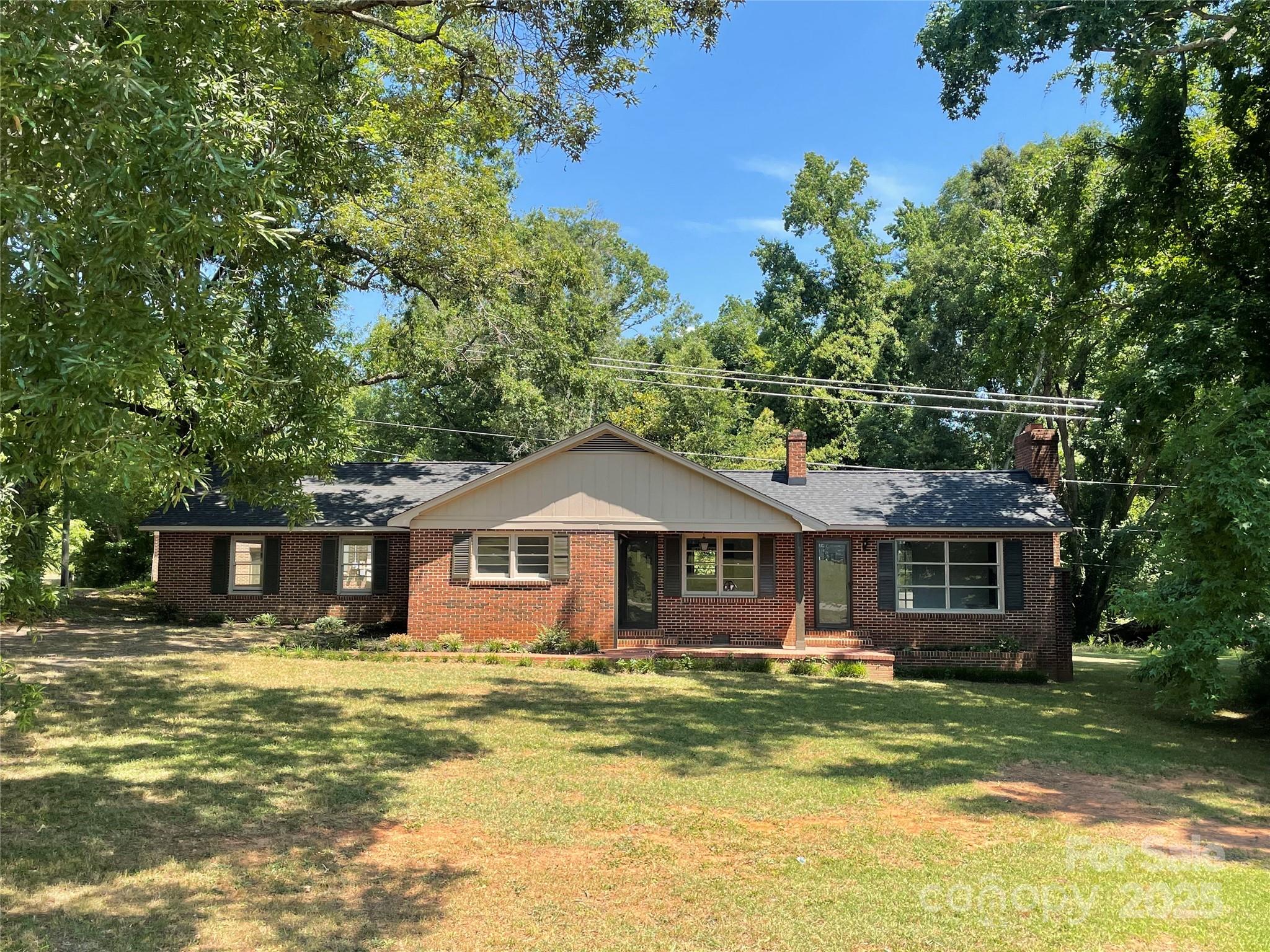 2988 Great Falls Highway