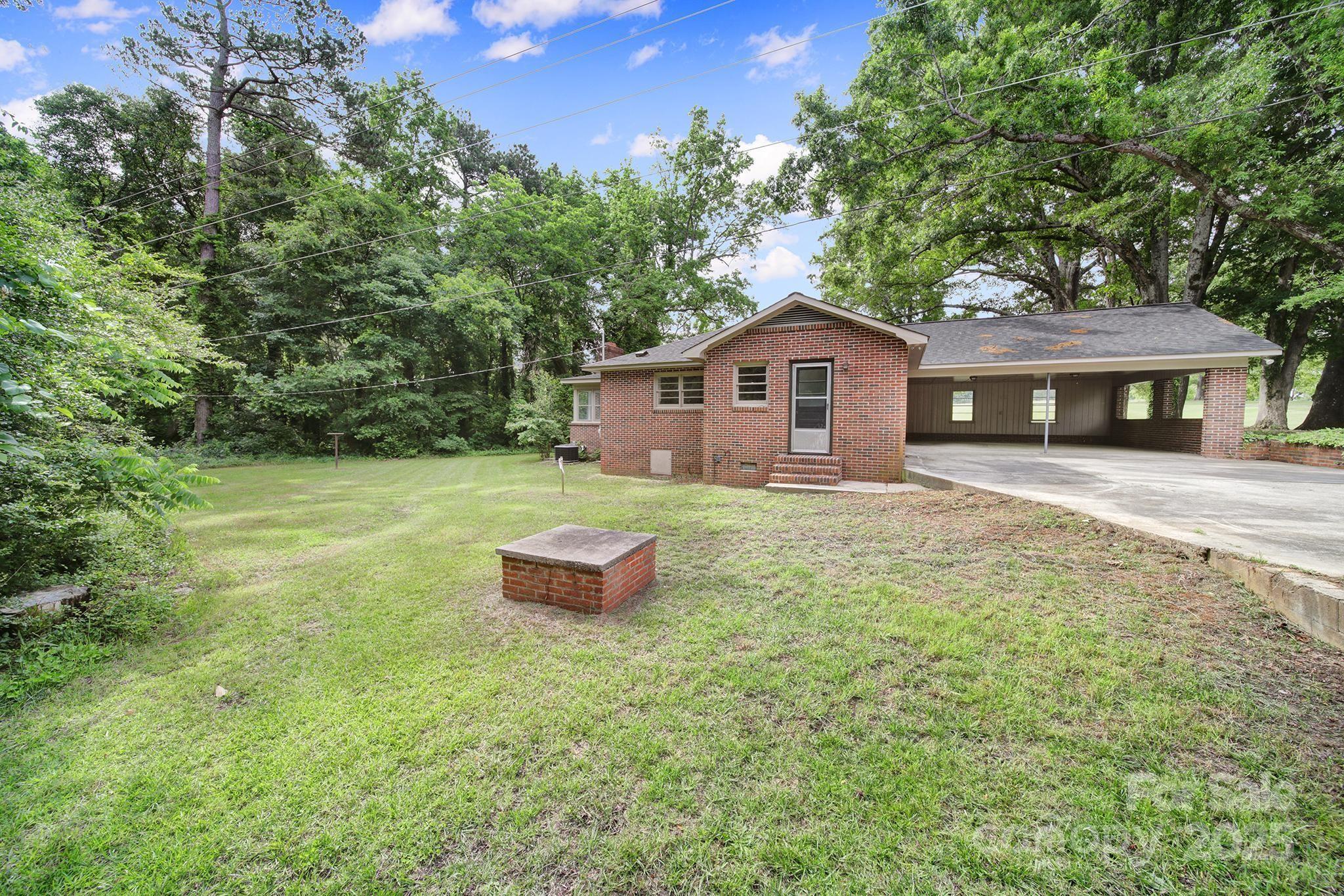 2988 Great Falls Highway
