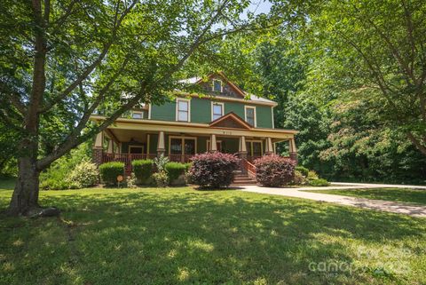 215 W Eastway Drive Drive Charlotte NC 28213