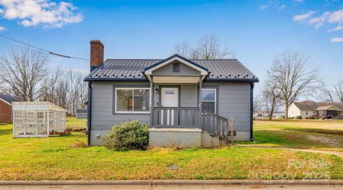Photo of 111 North Avenue, Troutman, NC 28166 (MLS # 4327288)